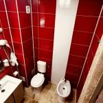 Apartament cu balcon, cu vedere la strada